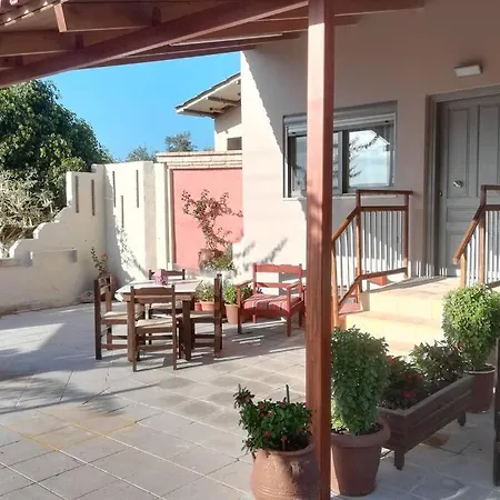 μεσόστρατο 1 Apartment